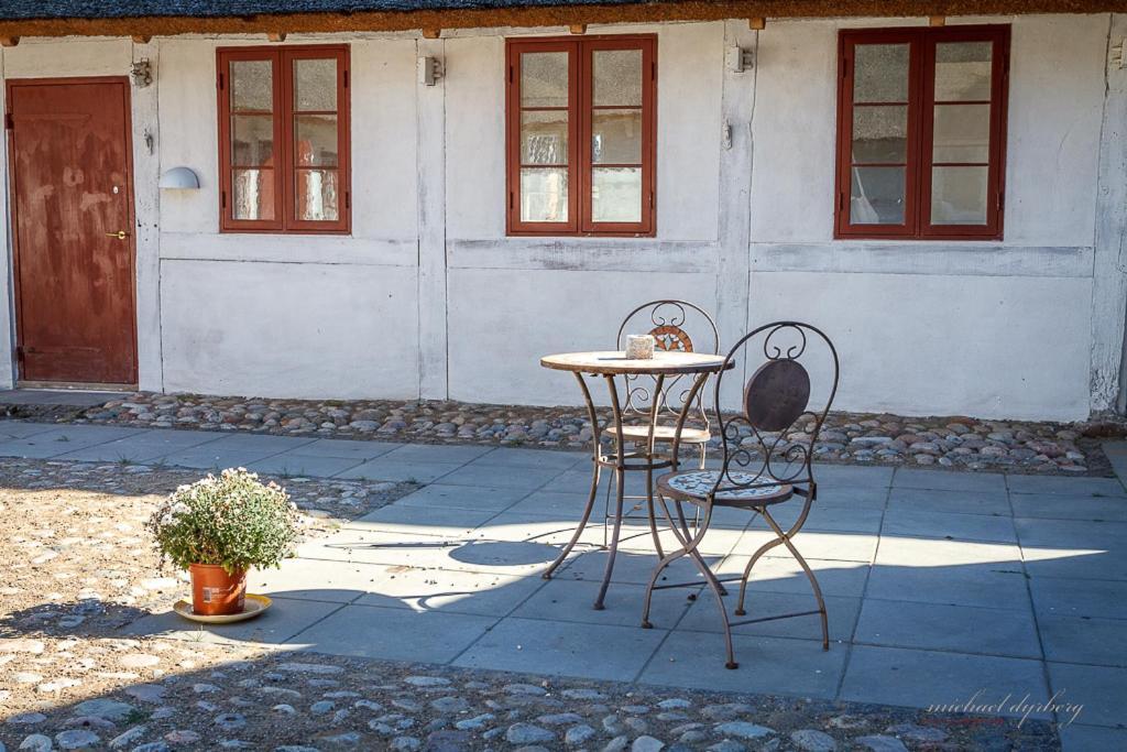 Ragnhilds Gard, Hostel Nyord Eksteriør billede